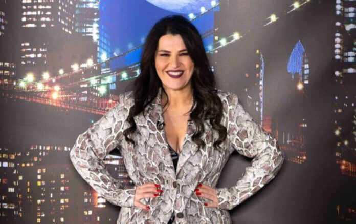 ccde180956a7c15672193b5642fc60e3 L.jpg