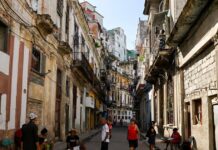 Οι ΗΠΑ απειλούν την Κούβα να μην εμποδίσει την ανθρωπιστική βοήθεια για τον τυφώνα Μελίσα cuba 1 1200x630.jpg