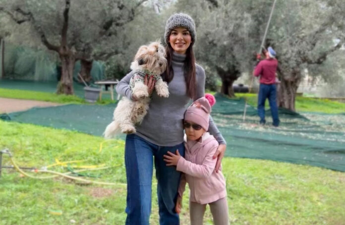 d2a96b24f2278c960c44a581cdf84df6 L.jpg