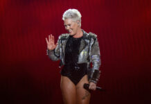 Η Pιnk υποδέχτηκε το 2026 σε ένα δωμάτιο νοσοκομείου. Τι συμβαίνει; d6d2c4f7d18cbe56a96e4fbf6a52d3cd L.jpg