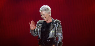 d6d2c4f7d18cbe56a96e4fbf6a52d3cd L.jpg