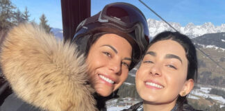 da93fec092e7c58db7c1343728663cfe L.jpg