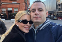 Κατερίνα Καινούργιου: Με τα σοκολατάκια στο χέρι και στο Λονδίνο – Οι μισελενάτες γευσιγνωσίες με τον Παναγιώτη Κουτσουμπή db44ee7ddeec628a48d7f7f9b8560f89 L.jpg