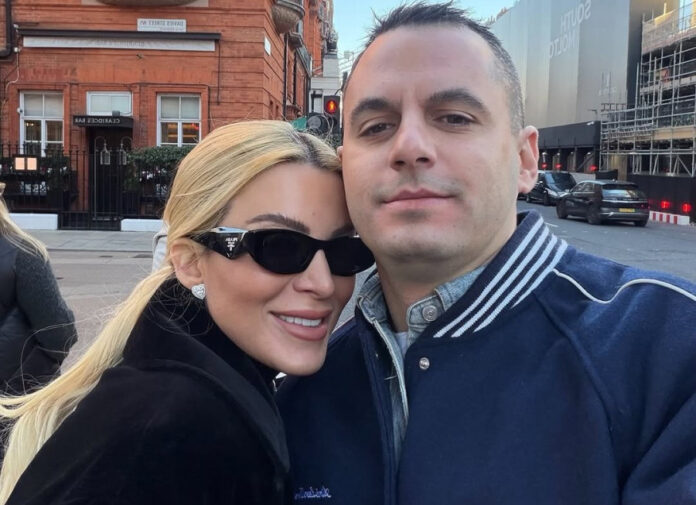 db44ee7ddeec628a48d7f7f9b8560f89 L.jpg