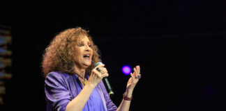 e60f85e4af2f4185248054beeb03a1c5 L.jpg