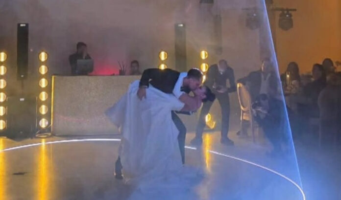 ea27949beedc084ca0c28f95f05593b4 L.jpg