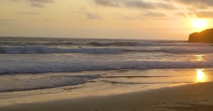 ecuador beach 12012026 1200x630.jpg