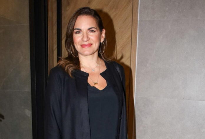 f0ec506e5cd72914f0b24b23d3a9f60e L.jpg