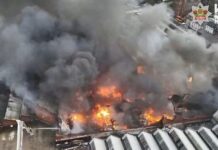 Μεγάλη φωτιά σε εργοστάσιο στο Γουλβερχάμπτον στη Βρετανία, συναγερμός για «σοβαρό τοξικό περιστατικό» fire 1200x630.jpg