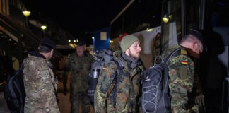 german soldiers greenland reuters 1200x630.jpg