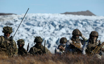 groilandia stratiwtes r 1200x630.jpg