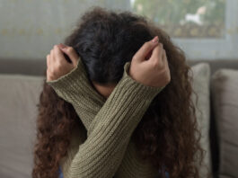 Θεσσαλονίκη: Συνελήφθησαν 2 ανήλικες για τον βάρβαρο ξυλοδαρμό της 17χρονης – Τραβούσαν σε βίντεο τα βασανιστήριά της istock 1136756030 1200x630.jpg