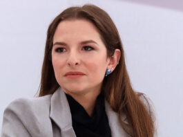 Η Εριέττα Κούρκουλου Λάτση μοιράζεται οικογενειακές φωτογραφίες και ξεκαθαρίζει: Φέτος δεν θα κάνω λίστα με «στόχους» kourkoulou latsi1 1200x630.jpg