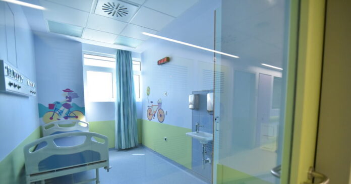 nosokomeio paidon meth 1200x630.jpg