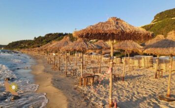 paralia Xalkidiki.jpg