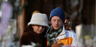 people6 1200x630.jpg