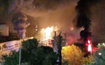 perama fwtia 30 1200x630.jpg