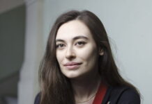 Βαρύ πρόστιμο στην πολιτικό από την Ελβετία που χρησιμοποίησε εικόνα της Παναγίας ως στόχο σκοποβολής sanija ameti 1200x630.jpg