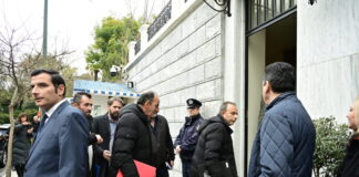 sinantisi mitsotakis me agrotes 1200x630.jpg