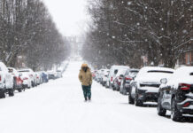 Χιονοθύελλα παραλύει τις ΗΠΑ: 130.000 νοικοκυριά και επιχειρήσεις χωρίς ρεύμα, ακυρώθηκαν χιλιάδες πτήσεις snow oklahoma 1200x630.jpg