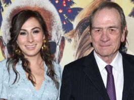 Τόμι Λι Τζόουνς: Φόβοι ότι η κόρη του πέθανε από υπερβολική δόση, ηχητικό ντοκουμέντο της αστυνομίας tommy lee jones 1200x630.jpg