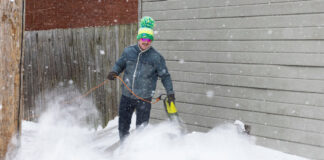 usa snoew reuters 1200x630.jpg