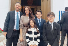 00c0ef24e7f17ad6db759d95f2980500 L.jpg