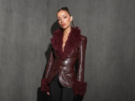 03b50df8a12603d76ead49a9d9cfb4ca L.jpg