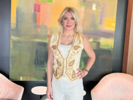 060e08afa541699185c8504d884e4a72 L.jpg