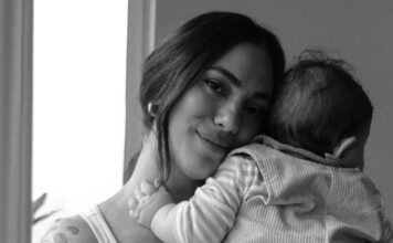 0ce285a99e98d2d800fec28316116011 L.jpg