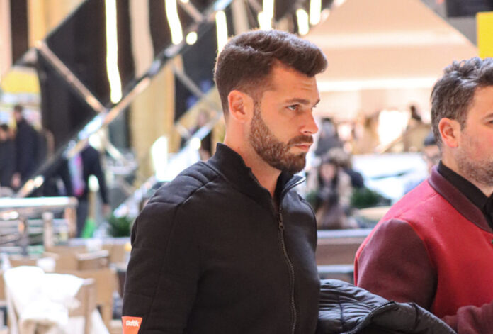 1a2c7ce9ca1f5a97e2f024bba927bed6 L.jpg