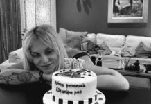 1d032c055615dd363bdd45a1755def90 L.jpg