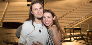 23544a2666e1b23707cde680cb95d701 L.jpg