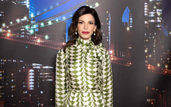 2956b05ea99bf17fefd7bfb80825c588 L.jpg