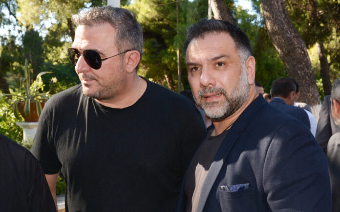 2c829670fcca3179f2504d8a1ef1b33c L.jpg 2c829670fcca3179f2504d8a1ef1b33c L.jpg