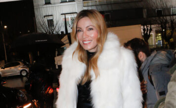 2e41cdd4b723277e2ce8da2763917665 L.jpg