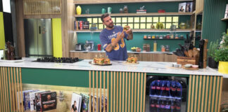 39ea4b56aa403265a4b976f387bc5d01 L.jpg