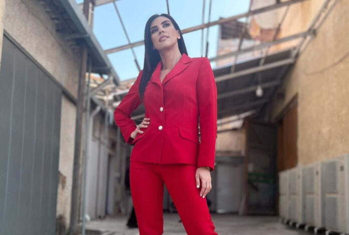 40078075fd0dd8ec09a756de3edce140 L.jpg