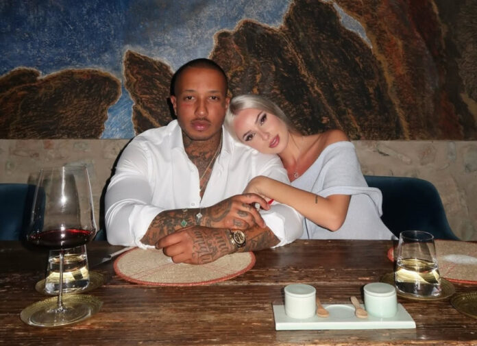 4211d59671e9ea7b4a6906f6a4efc178 L.jpg