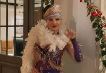 Φαίη Σκορδά: Και ντύθηκε (Τσάρλεστον) και χαρταετό πέταξε (βράδυ) και έφαγε (νηστίσιμα) 4c78bd2b41279d5f79c30d9324b4cb5a L.jpg