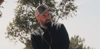 51db4a3cf75d8cdac672661d4576547e L.jpg