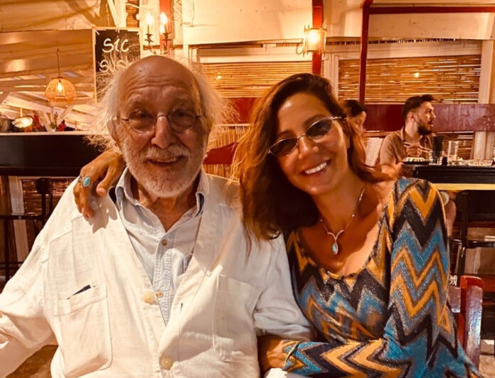 55d79a5d0b47a8d4260f333c38285cfe L.jpg