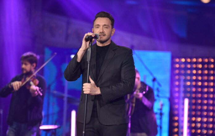 6f8f9b1d963c1a94dad18df59a54e4d6 L.jpg