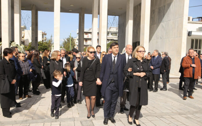 7685532b8e47038089cbfecc7a76ee61 L.jpg