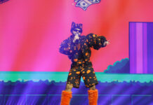 7efcbd2d4da3592c9e8f9c6e901870d8 L.jpg