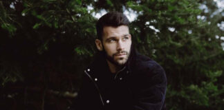 8153c7d971b24ccdd543a73771eccfec L.jpg