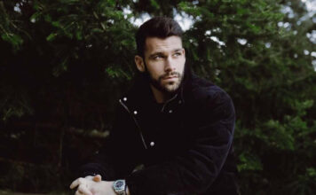 8153c7d971b24ccdd543a73771eccfec L.jpg