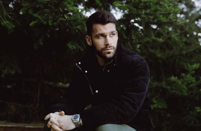 8153c7d971b24ccdd543a73771eccfec L.jpg