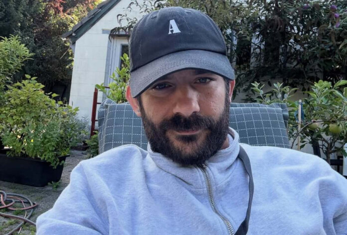 915694f34493f81531055ef9500d52a6 L.jpg