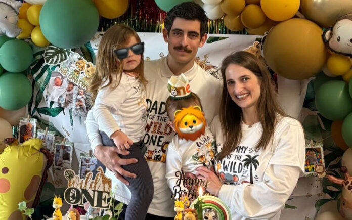 920f2ae325eb81c6dce009f5d280b7db L.jpg